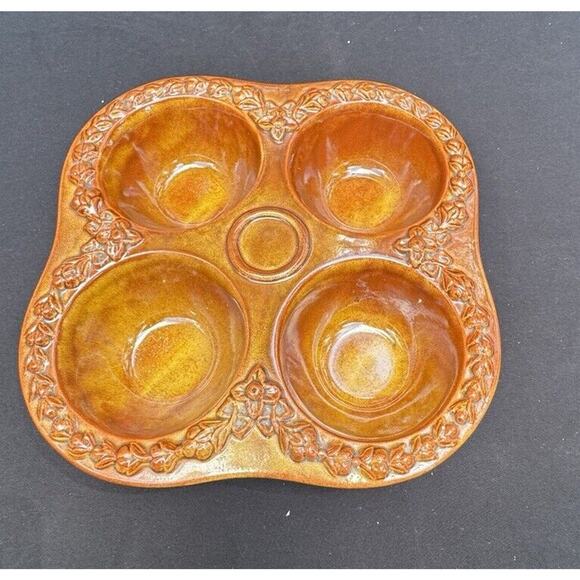 Vintage California Pottery E408 USA Cup Cake Baking Dish Flower Design S1 - Picture 1 of 10